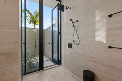 Luxury Villa Photo #44