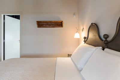 Luxury Villa Photo #37