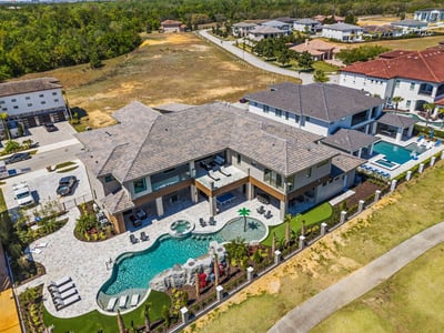 Luxury Villa Photo #3