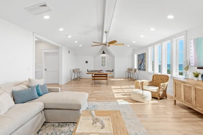 Luxury Villa Photo #18