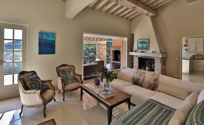 Luxury Villa Photo #9