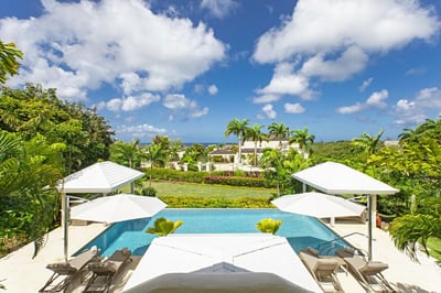Luxury Villa Photo #3