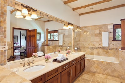 Luxury Villa Photo #34