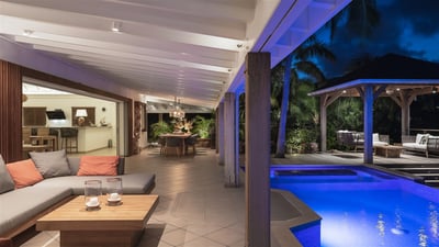 Luxury Villa Photo #17