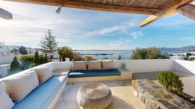 Luxury Villa Photo #9
