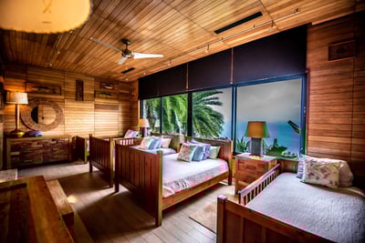 Luxury Villa Photo #44