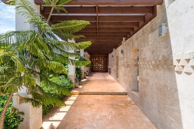 Luxury Villa Photo #41