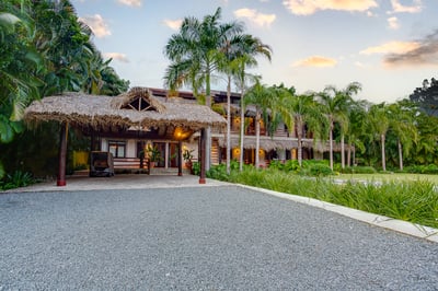 Luxury Villa Photo #58