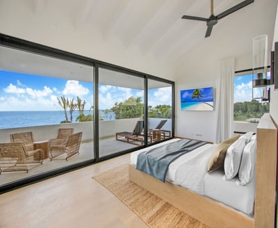 Luxury Villa Photo #36