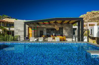 Luxury Villa Photo #13