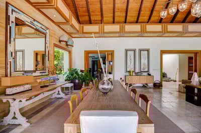 Luxury Villa Photo #14