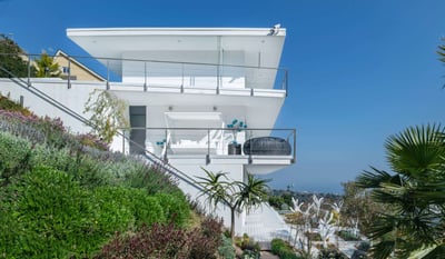 Luxury Villa Photo #3