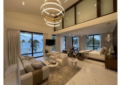 Luxury Villa Photo #36
