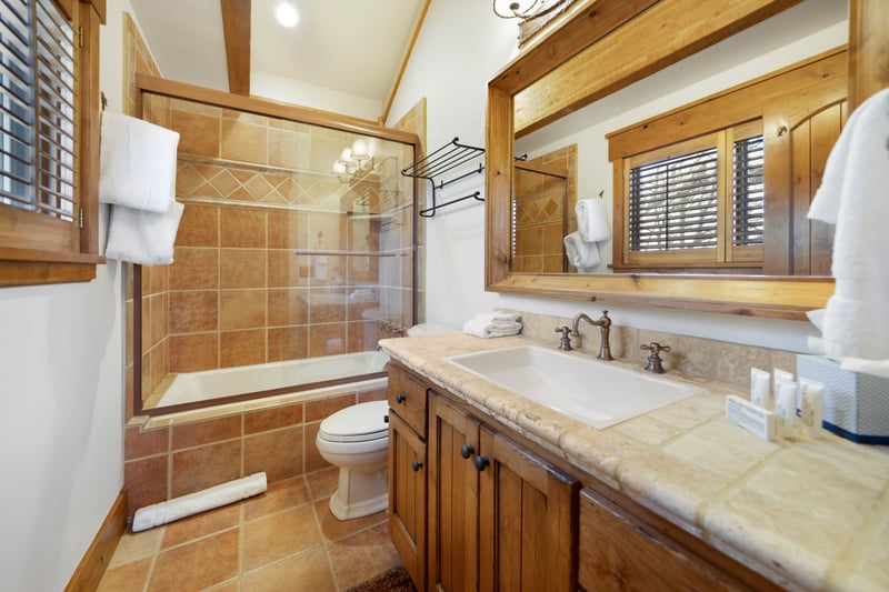 Timber Lodge at the Oaks