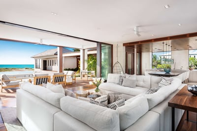 Luxury Villa Photo #12