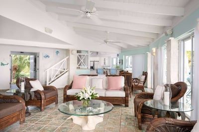 Luxury Villa Photo #12
