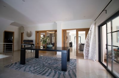 Luxury Villa Photo #21