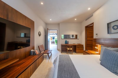 Luxury Villa Photo #76