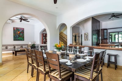 Luxury Villa Photo #42