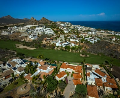 Luxury Villa Photo #36