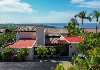 Luxury Villa Photo #64