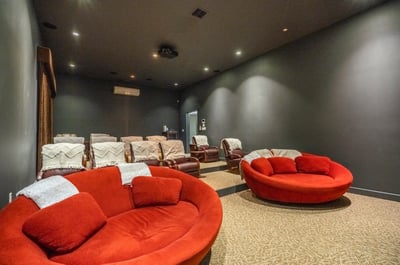 Luxury Villa Photo #35