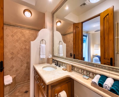 Luxury Villa Photo #28