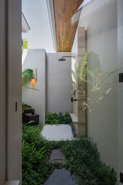 Luxury Villa Photo #41