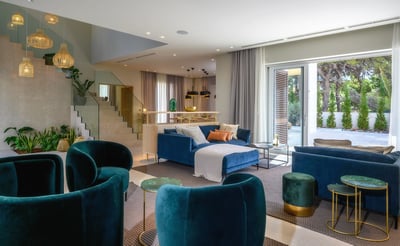 Luxury Villa Photo #11
