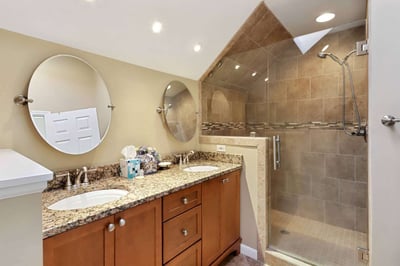 Luxury Villa Photo #25