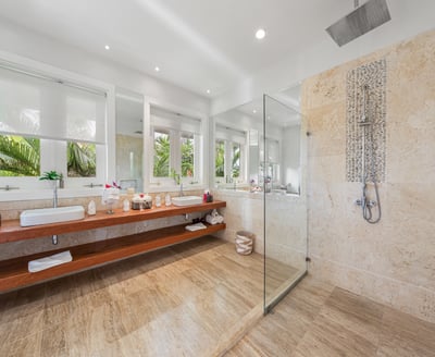 Luxury Villa Photo #20