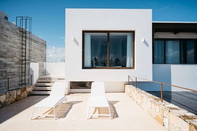Luxury Villa Photo #12