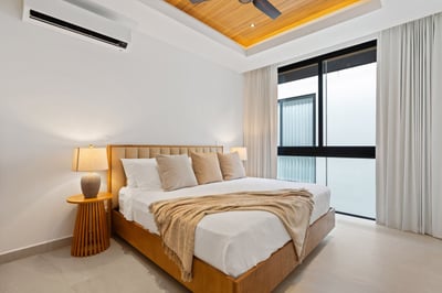 Luxury Villa Photo #54