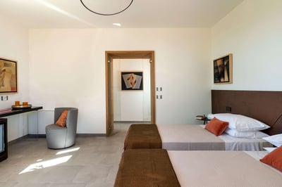 Luxury Villa Photo #31