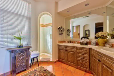 Luxury Villa Photo #34