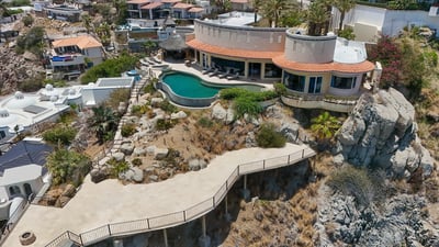 Luxury Villa Photo #74
