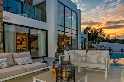 Luxury Villa Photo #12