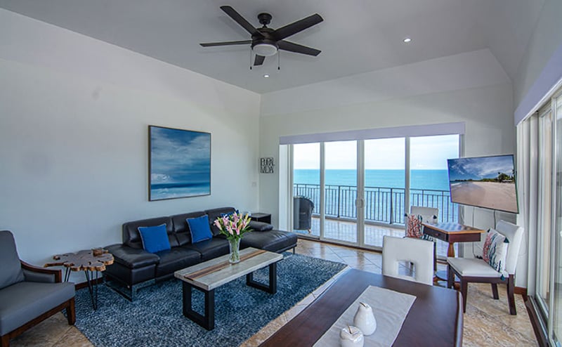 Vista Las Palmas 12C