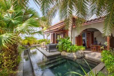 Baoase Luxury Resort,Beachfront Pool Suite