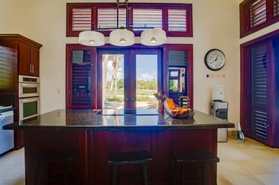 Luxury Villa Photo #21