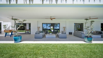 Luxury Villa Photo #10