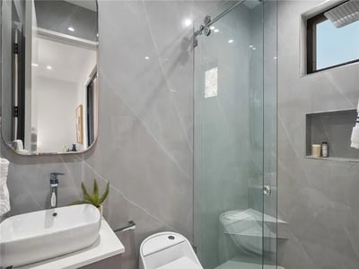 Luxury Villa Photo #34