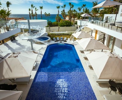 Luxury Villa Photo #3