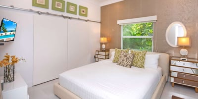 Luxury Villa Photo #17