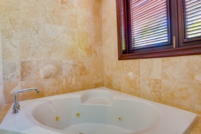 Luxury Villa Photo #29