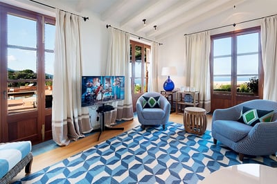 Luxury Villa Photo #20