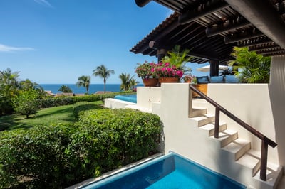 Luxury Villa Photo #6