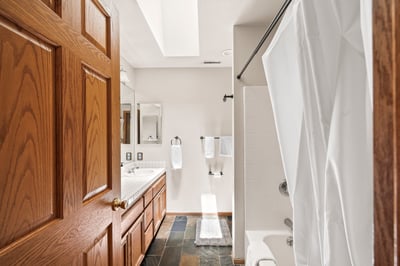 Luxury Villa Photo #30