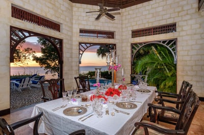 Luxury Villa Photo #12