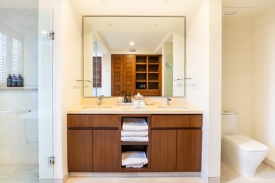 Luxury Villa Photo #27